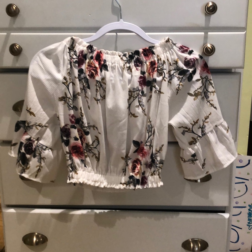 Crop top